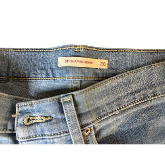 Levi's 311 Jeans Women's Size 28x30 Shaping Skinny Light Wash Mid Rise Stretch - Picture 4 of 4